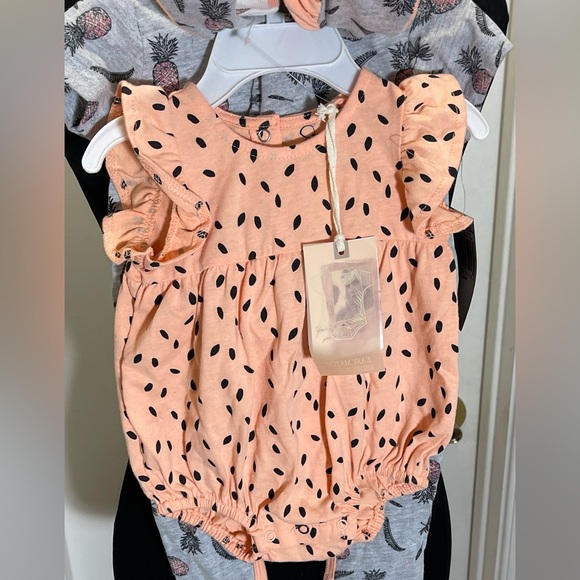 5 Piece, Baby Girl 3-6M Set. - Picture 5 of 14